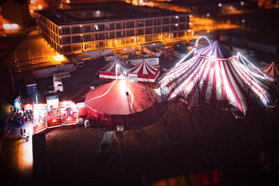 Ab dem 19. Dezember verzaubert der Sachsenpalast Weihnachtszirkus das Publikum in Chemnitz und Zwickau mit seiner neuen Show.