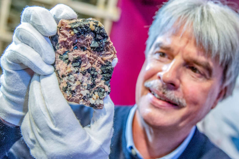 Am Mittwoch wird die Schau: "Gesucht und Gefunden. Einzigartige Entdeckungen aus Sachsen" in der "terra mineralia" eröffnet.