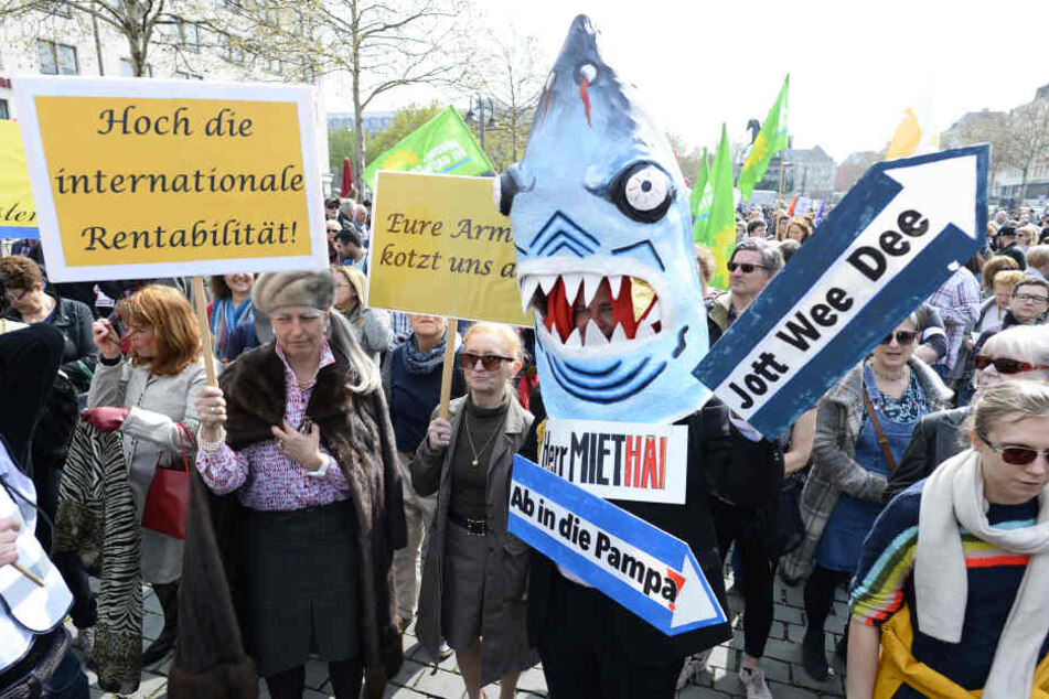 Demonstranten am Samstag in Köln.
