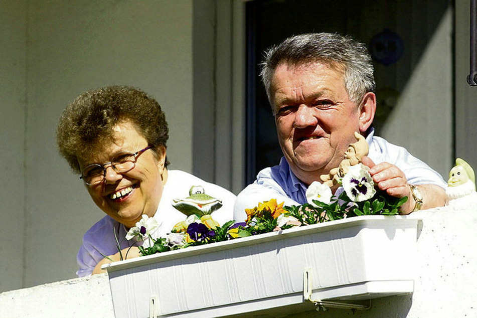 Lebte und arbeitete in Leipzig: der kleinwüchsige Horst Gerlach (†78) mit Ehefrau Helga.