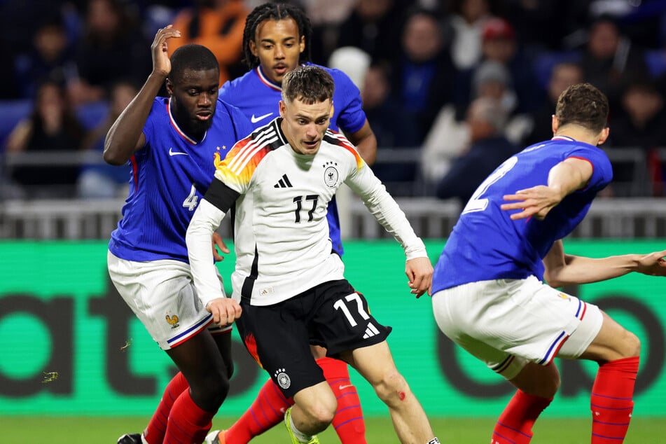 Florian Wirtz (vorn) erzielte in Frankreich beim deutschen 2:0-Erfolg ein fabelhaftes Tor nach acht Sekunden.