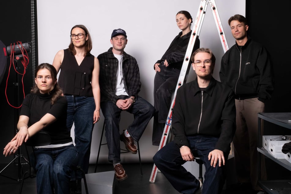 Das Gründer-Team (von links nach rechts): Alima Wassermann (23), Sabine Boger (27), Kolja Kirsch (24), Anna Weiß (27), Ole Müller (23) und Lionel Otto (23).