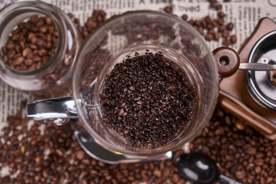 There are few things more satisfying than hand-grinding your own personalized coffee blend.