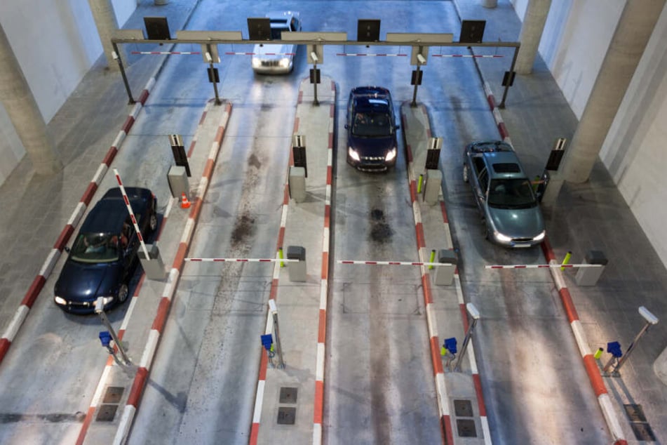 570 Euro für drei Minuten auf dem Parkplatz? Teures Vergnügen. (Symbolbild).