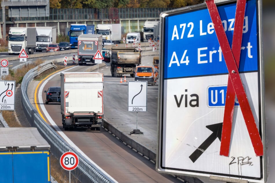 Chemnitz: Schilder-Wirrwarr auf Autobahnkreuz Chemnitz sorgt für Pendler-Frust