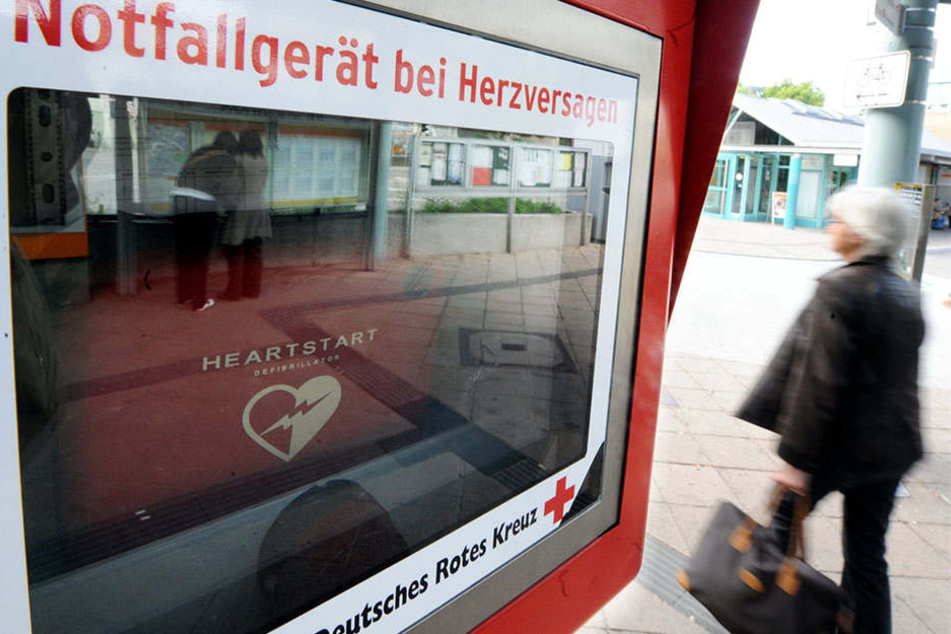 Laufen wir täglich daran vorbei? Viele Menschen wissen nicht, wo sich ein lebensrettendes AED-Gerät in ihrer Nähe befindet.