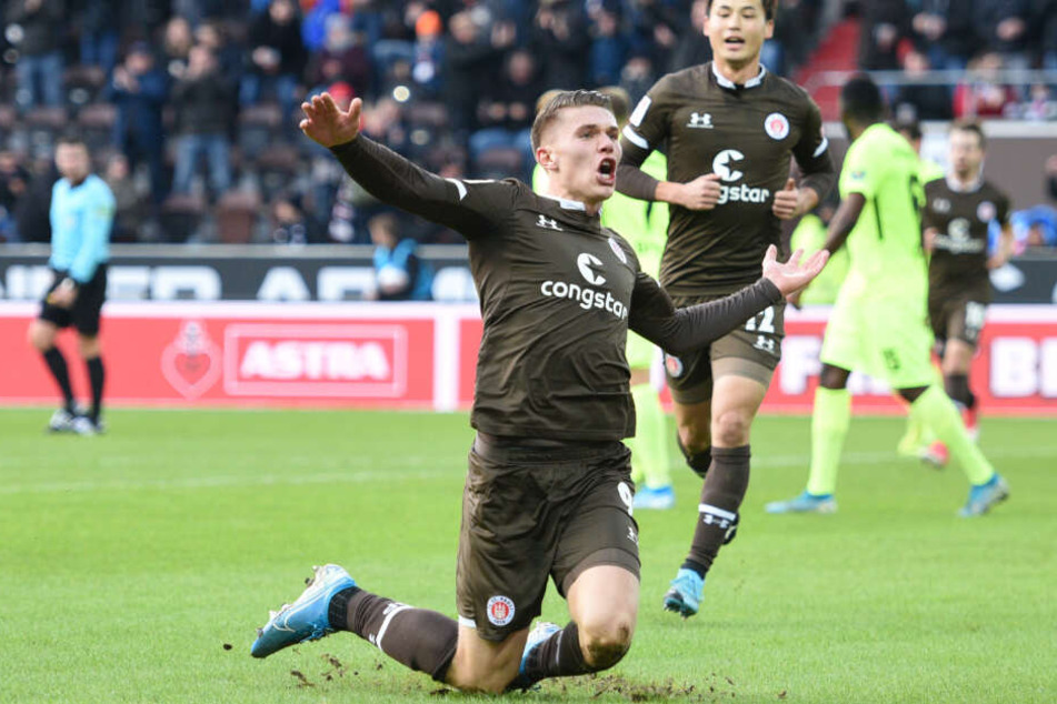 Freude pur! Viktor Gyökeres jubelt über seinen Treffer.