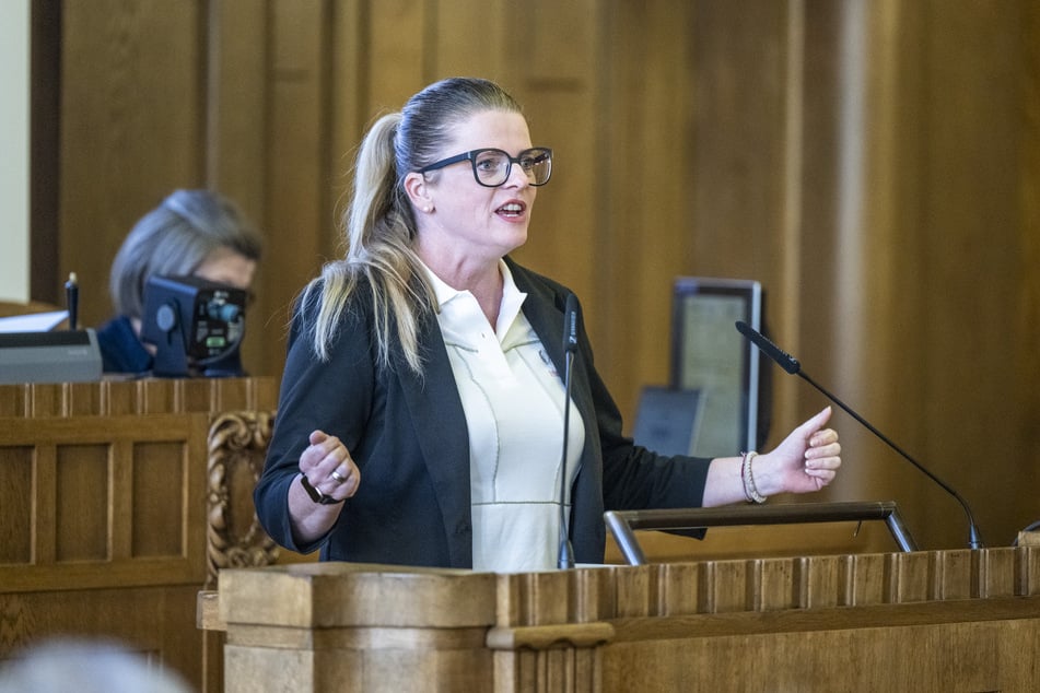 Linken-Fraktions-Chefin Susanne Schaper (47) kritisiert die Maßnahme.