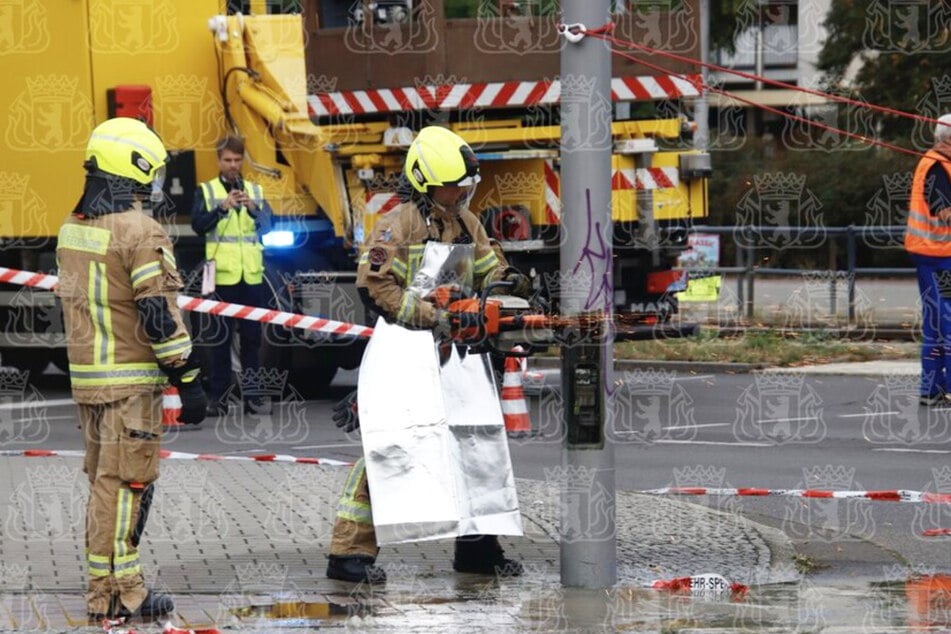 Die Feuerwehr war am Montag im Berliner Ortsteil Neu-Hohenschönhausen gefragt.