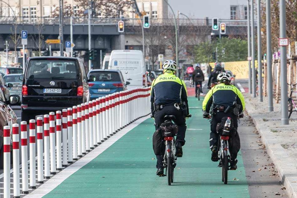 Vorbild Berlin: Breiter Radweg in der Stadt.