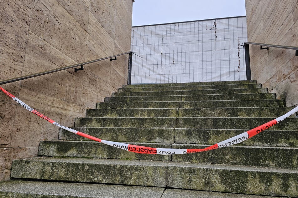 Das Denkmal in Zwickau wurde vorübergehend abgesperrt.