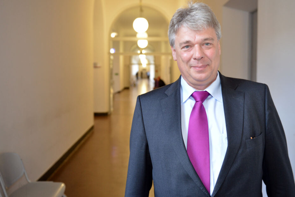 Der Jurist Rolf Rattunde befasste sich als Insolvenzverwalter mit mehreren über Berlin hinaus beachteten Fällen - zuletzt der Bäckereikette "Lila Bäcker".