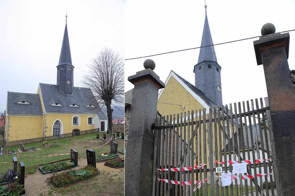 Trauriges Bild in Markersdorf, Ortsteil Jauernick-Buschbach: Kirche und Friedhof sind gesperrt.