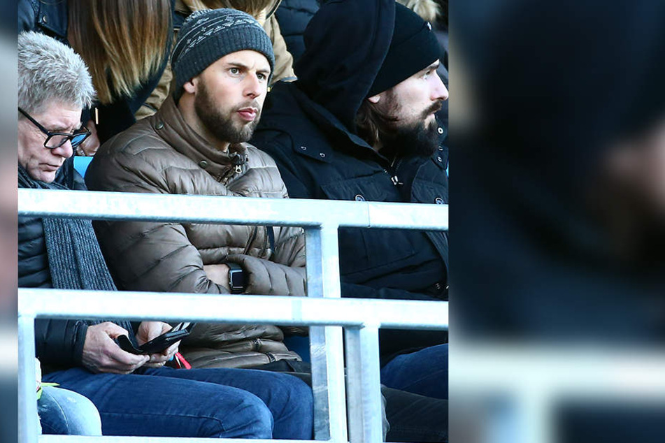 Seit Wochen nur Tribünengast: Der verletzte Abwehrmann Marc Endres ist zum
Zuschauen verdammt.