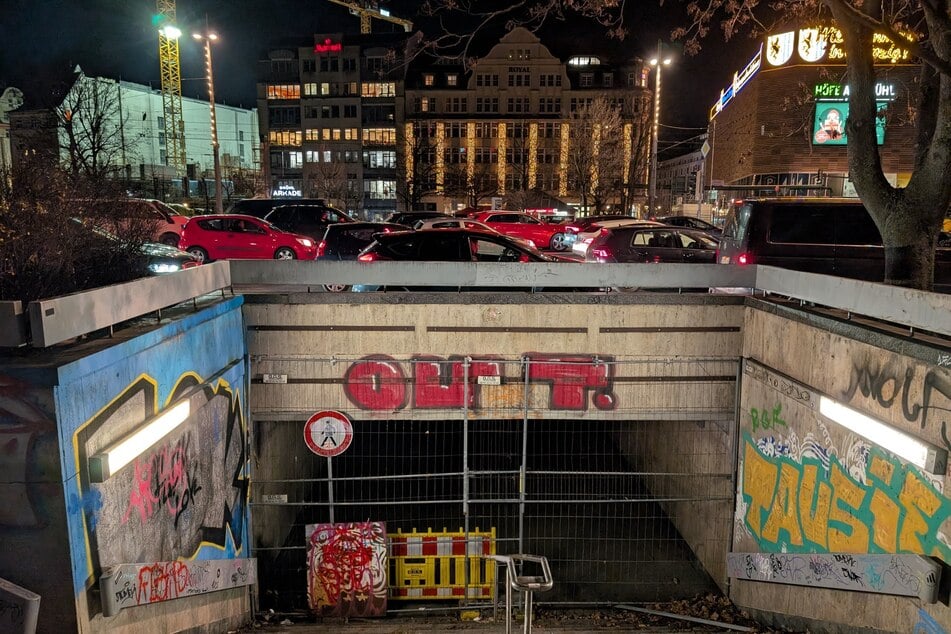 Seit mehr als zwei Jahren ist der Tunnel am ehemaligen Astoria-Hotel dicht.