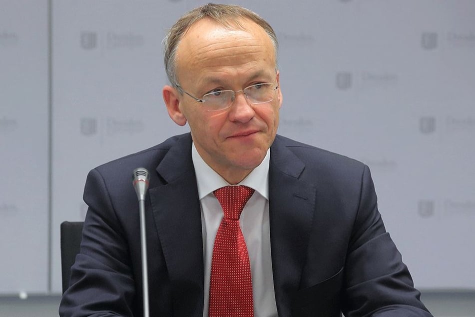 Will trotz sprudelnder Millionen sparsam bleiben: Finanzbürgermeister Peter Lames (53, SPD).