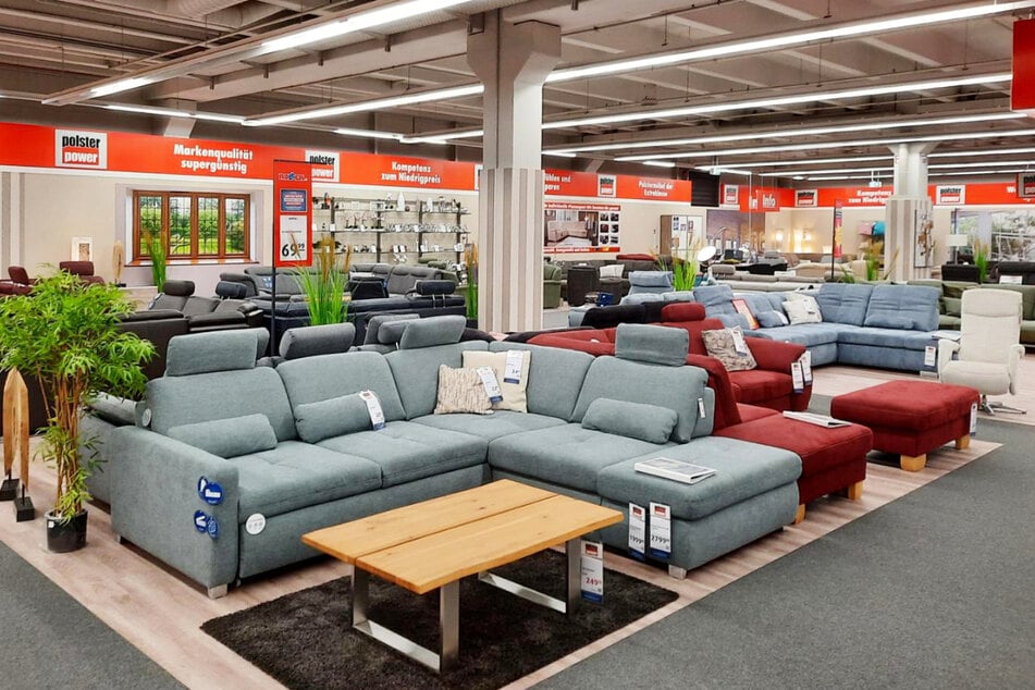 Jetzt bei ROLLER in Reutlingen vorbeischauen und im Abverkauf satte 30 Prozent¹ sparen.