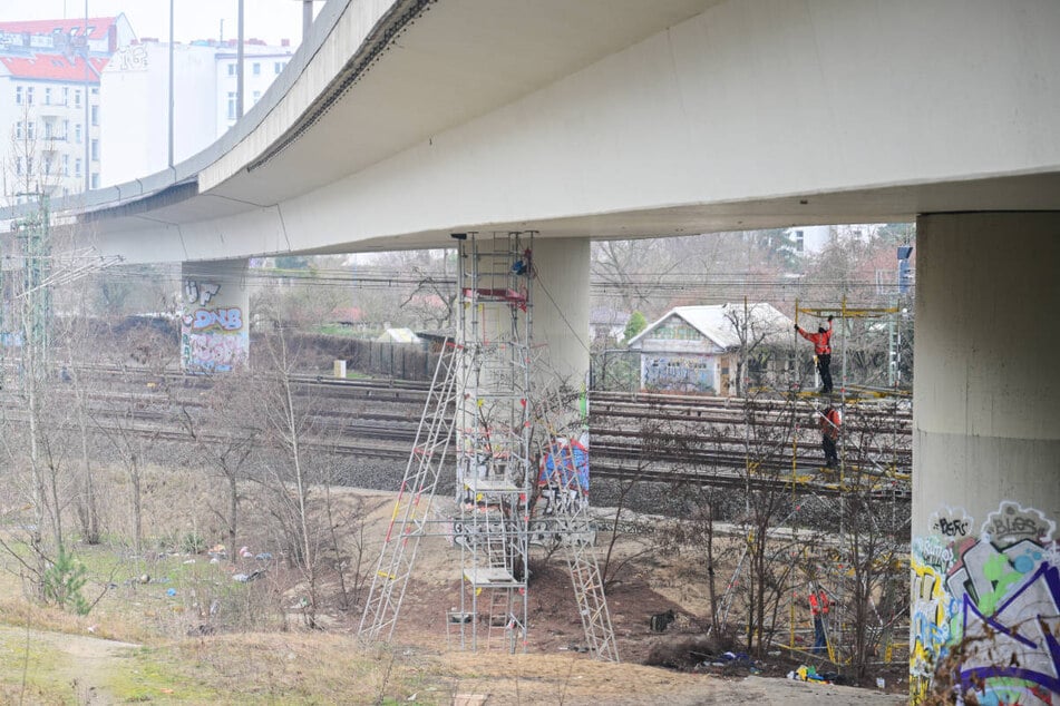 Die mehr als 60 Jahre alte Ringbahnbrücke muss einer gründlichen Überprüfung unterzogen werden.