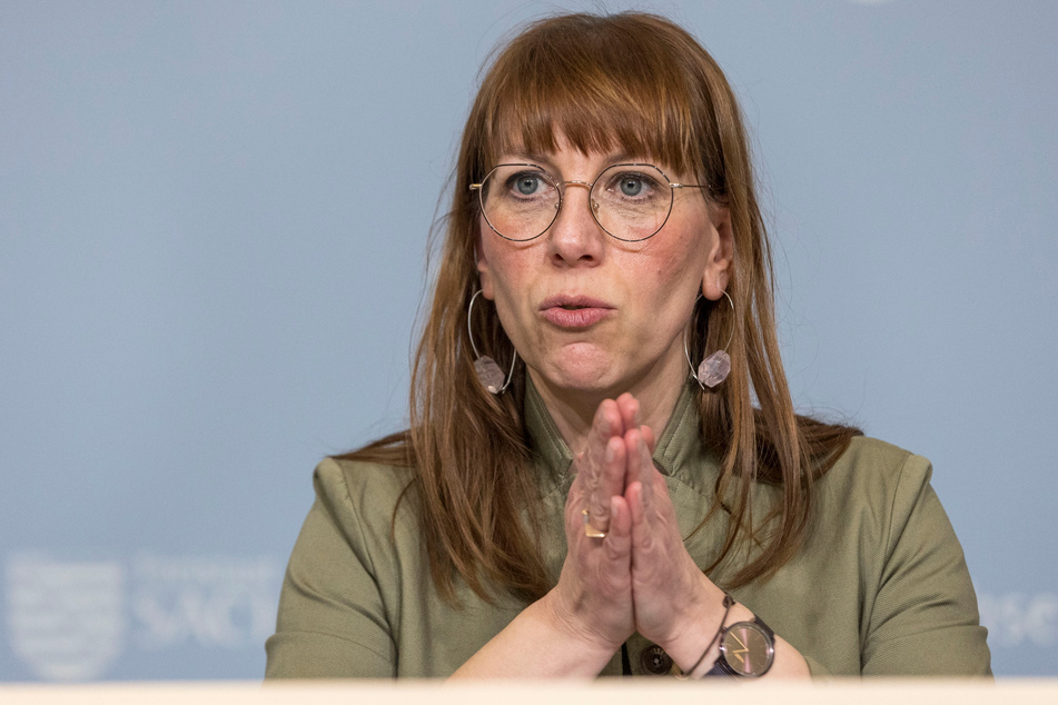 Wieder eine Hürde aus dem Weg geräumt: Auch Justizministerin Katja Meier (43, Grüne) kämpft für besseren Klimaschutz.