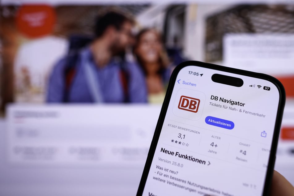 Hilfreiches Helferlein oder Datenkrake? Mann klagt gegen Bahn-App "DB Navigator"