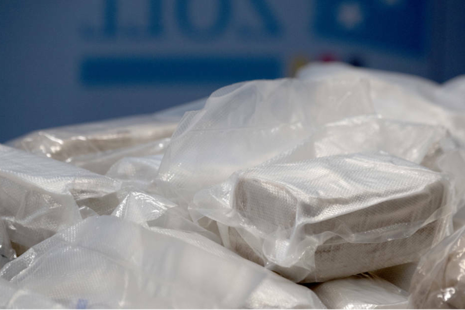 20 Kilo Heroin wollten die beiden Angeklagten für 320.000 Euro verkaufen. (Symbolbild)