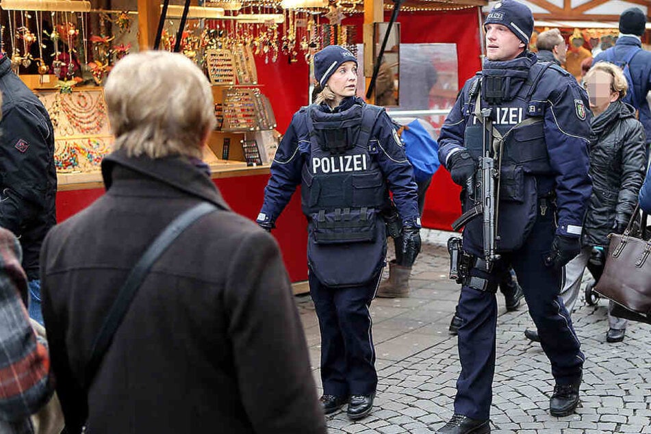 Patrouille mit Maschinengewehren wird es in diesem Jahr in Bielefeld nicht geben.