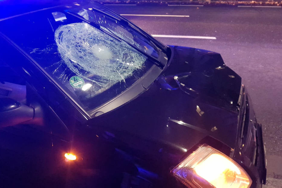 Die Autofahrerin fuhr die Seniorin frontal an (Symbolfoto).