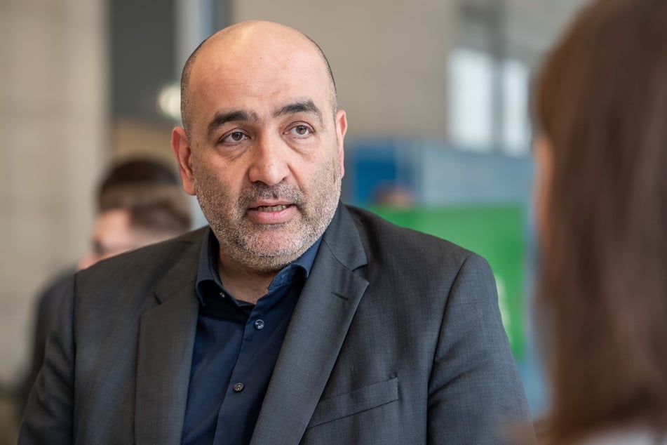 Bundestags-Vizepräsident Omid Nouripour weist Befürchtungen vor Wahlmanipulationen zurück.