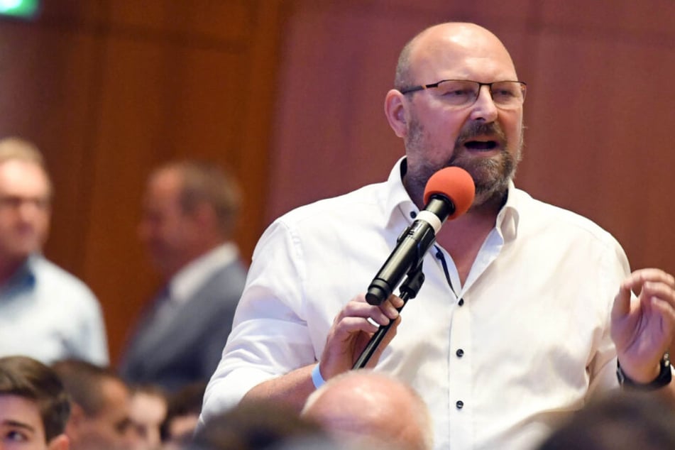 Frank Kral ist zurückgetreten.