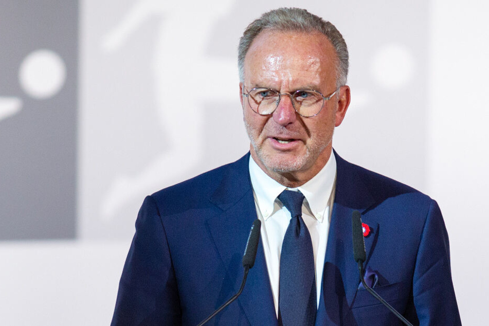 FC-Bayern-Vorstandschef Karl-Heinz Rummenigge will die Verwirrung sehr bald aus der Welt schaffen. (Archiv)