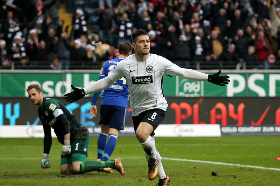Luka Jovic traf zur Führung für Frankfurt.