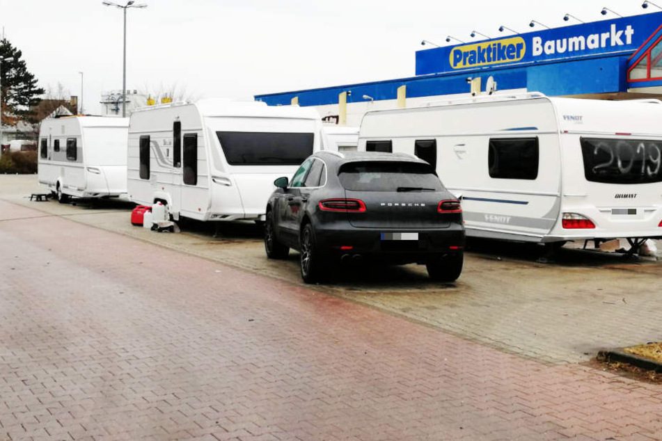 Mit Notstromaggregaten erzeugen die Familien Strom und Wärme.