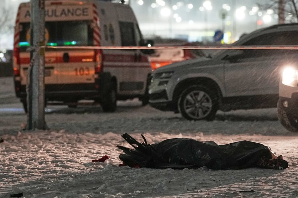 Ukraine-Krieg: Drei Tote bei russischen Angriffen auf Kiew