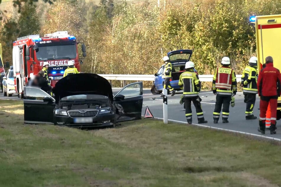 Auf der B174 sind am Mittwochnachmittag zwei Skoda zusammengestoßen.