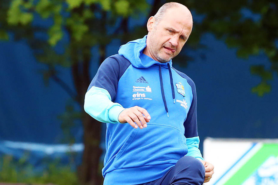 CFC-Sport-Vorstand Steffen Ziffert ist mit dem Kurzcamp hochzufrieden und kam sogar selbst auch mal dazu, gegen den Ball zu kicken.