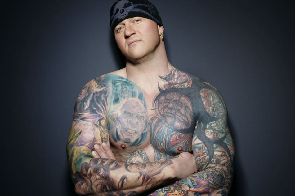 Randy Engelhard (41) tätowierte schon Sophia Thomalla (30), ab Freitag zeigt er Tattookunst und veranstalten den Slap Contest.