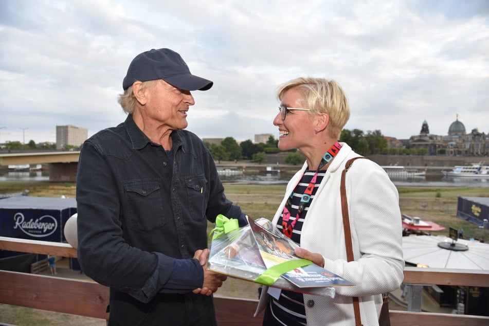 Schauspieler Terence Hill (heute 87). Er ist einer der großen Söhne der Stadt.