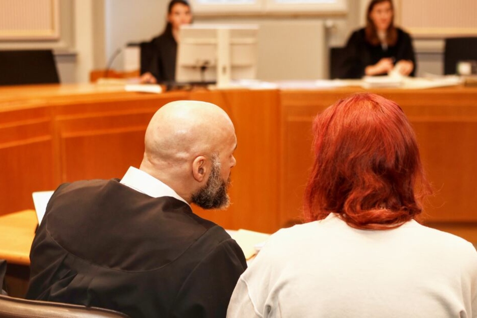 Die zweifache Mutter soll ihren Partner im Streit erstochen haben.