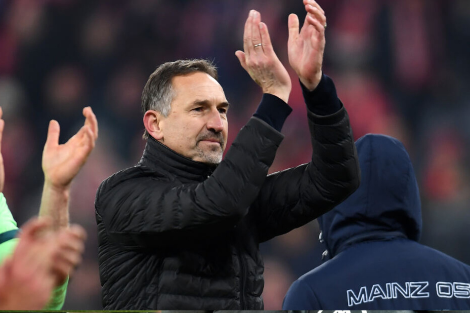 Bravo: Mainz-Trainer Achim Beierlorzer ein fairer Sportsmann.