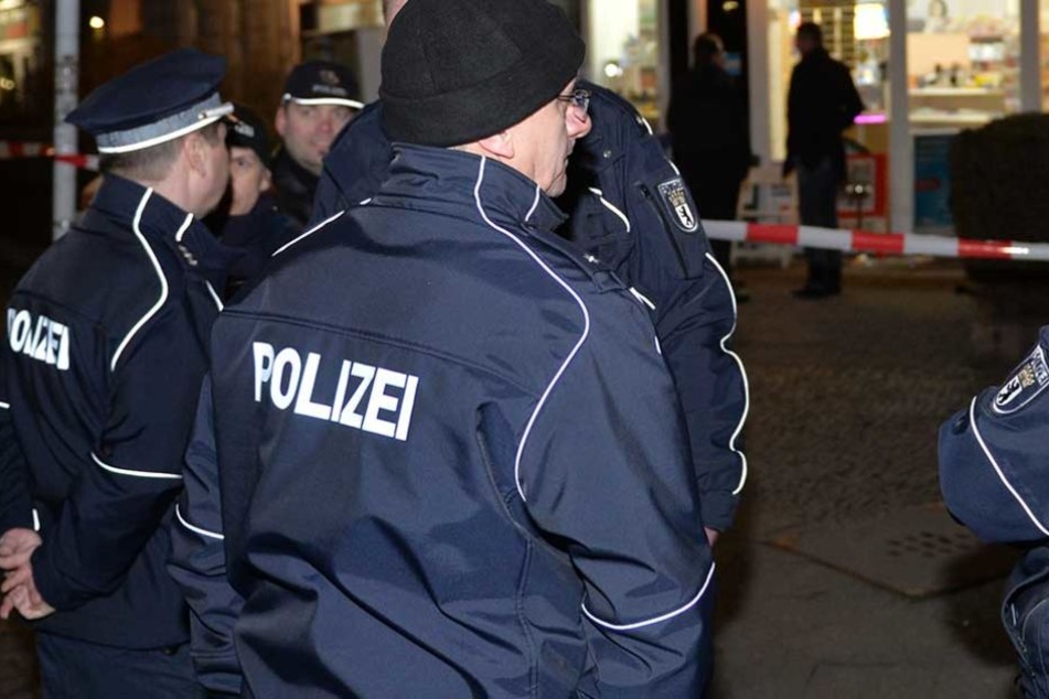 Die Polizei hat die Ermittlungen zu dem Raubüberfall aufgenommen (Symbolbild).
