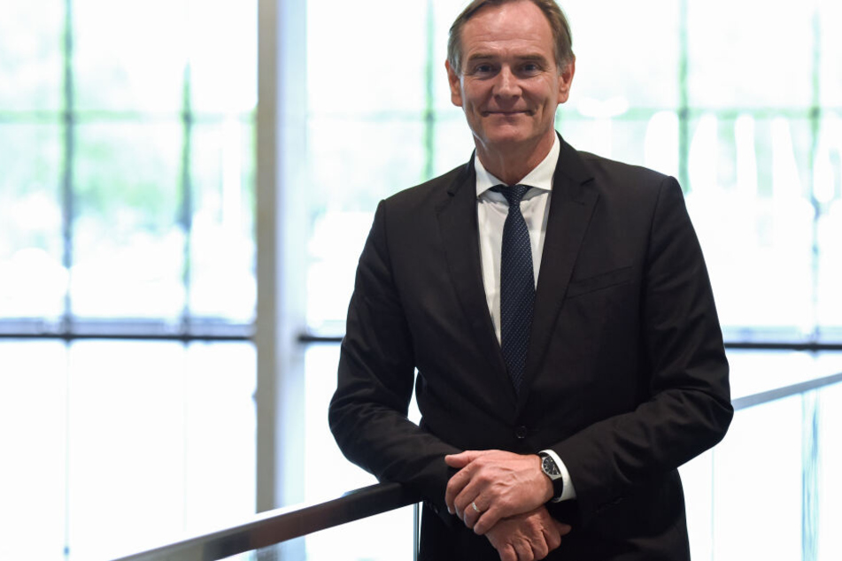 Burkhard Jung (61, SPD)