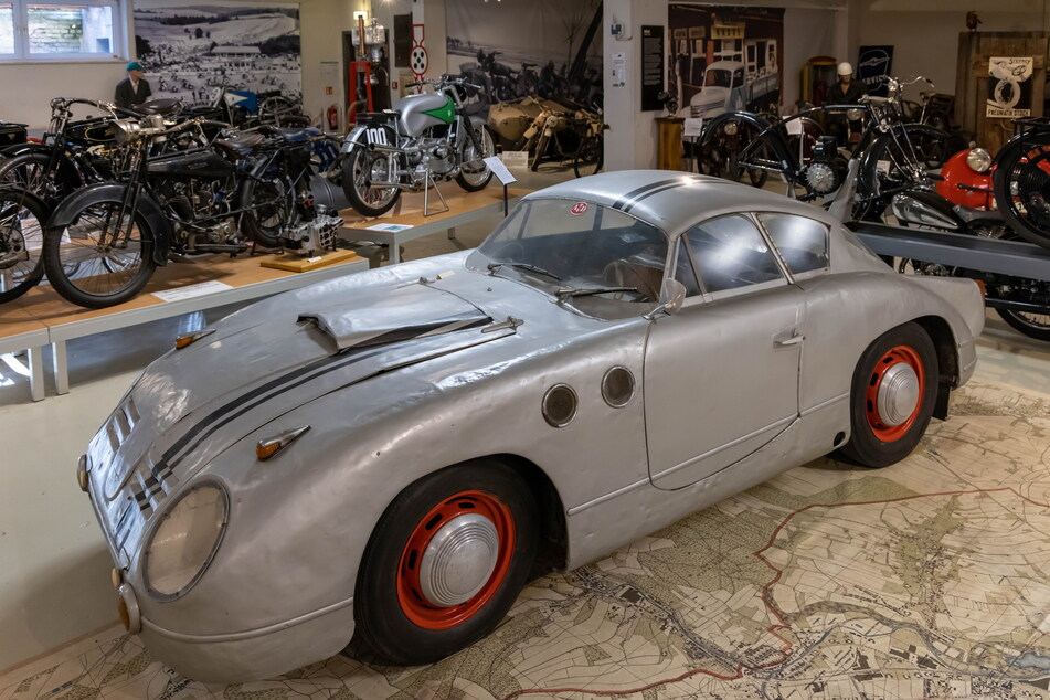 Im Fahrzeugmuseum in Chemnitz sind mehr als 200 Modelle ausgestellt.
