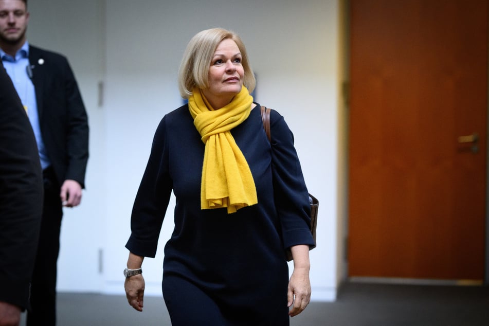 Die frühere Bundesinnenministerin Nancy Faeser (55, SPD) hat die Kontrollen damals eingeführt.