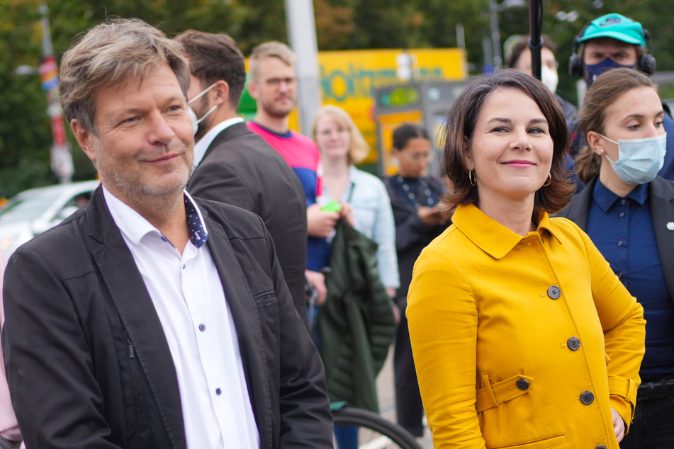 Die Grünen-Vorsitzenden Robert Habeck (52) und Annalena Baerbock (40) waren am Freitag in Leipzig.