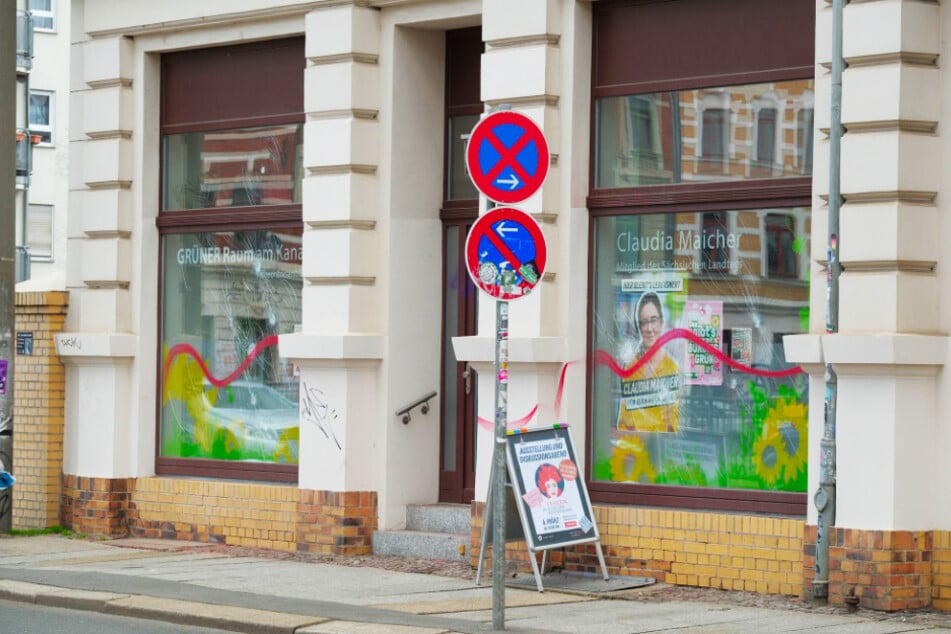 Die Sprühfarbe erstrecke sich über circa 6 Meter.