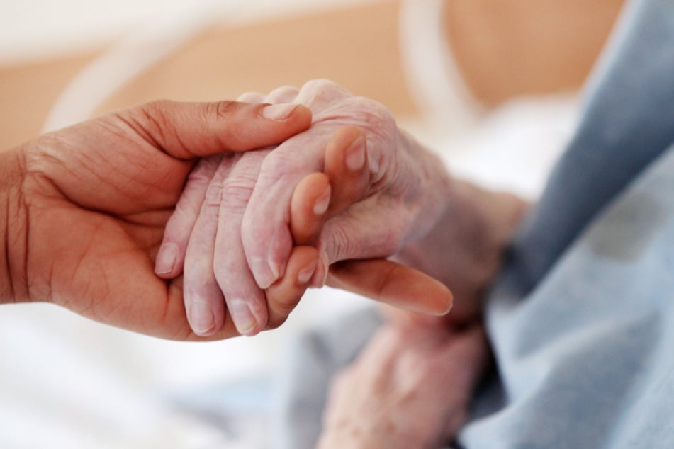 Der Gesundheitszustand der Seniorinnen änderte sich schlagartig (Symbolfoto).