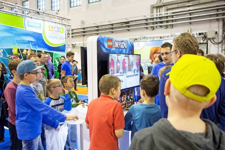 Bei "Games for Families" zockt Ihr gemeinsam gegen andere Familien an verschiedenen Konsolen.