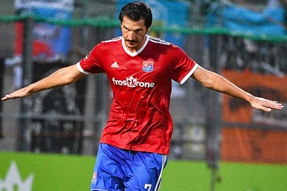 Dominik Stroh-Engel saß beim Karlsruher SC nur noch auf der Tribüne, jetzt trifft er regelmäßig für die SpVgg Unterhaching.