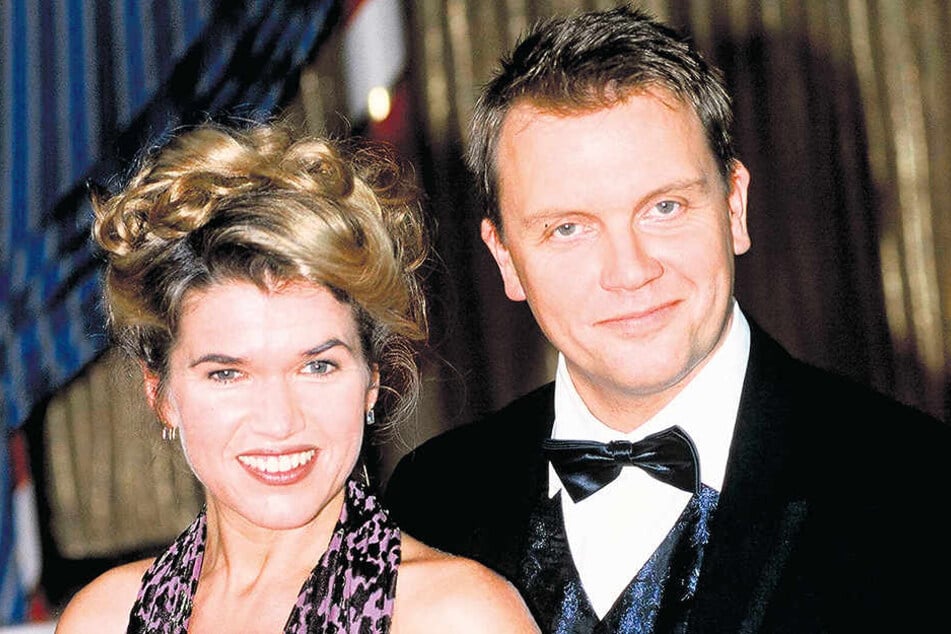 Extra aufgebrezelt hatten sich Anke Engelke (52) und Hape Kerkeling (53). Sie moderierten 2003 in der "Lindenstraße" einen Tanzwettbewerb.