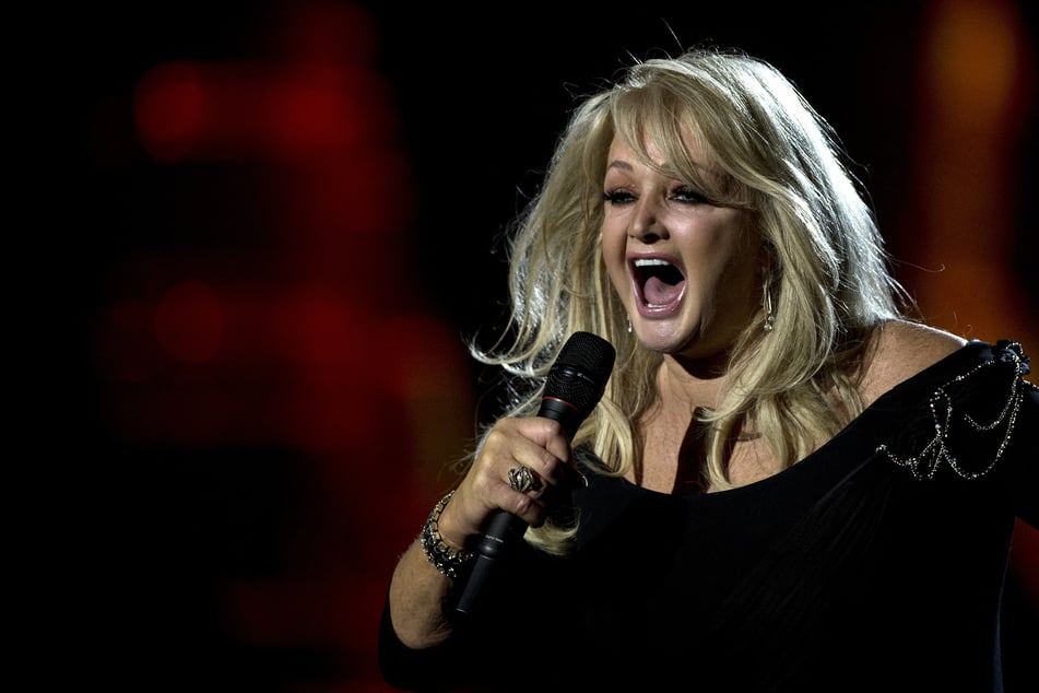 Die Pop-Legende Bonnie Tyler (74) wurde am Mittwoch in ein Krankenhaus in Portugal eingeliefert. (Archivbild)